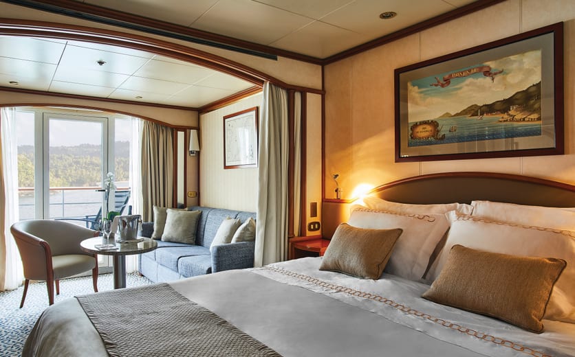 Silversea SILVER WIND Veranda Suite - Matteo Imbriani 1 .jpg