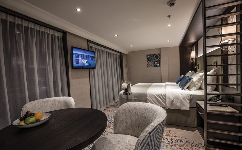 Tauck MS Andorinha Cat 5 Room.jpg