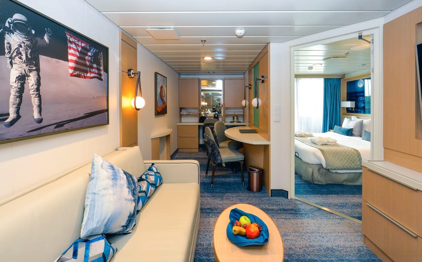 Quark Expeditions Ocean Explorer Junior Suite 0.JPG