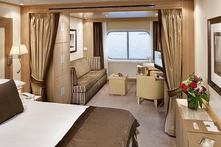 Seabourn Seabourn Odyssey Accommodation Ocean View Suite.jpg