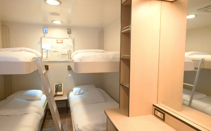 Hurtigruten - MS Fram - Polar Inside I4.png