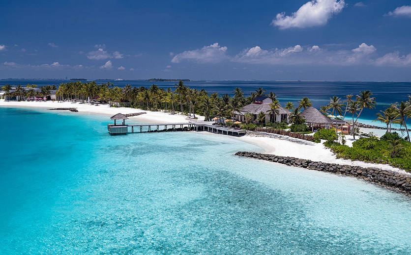 OBLU SELECT Lobigili - Full Island Aerial - 04.jpg