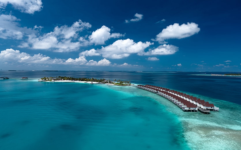 OBLU SELECT Lobigili - Full Island Aerial - 06.jpg