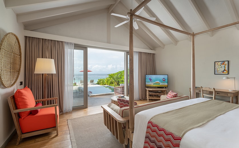 ccm-beach-pool-villa-bedroom-1_001.jpg