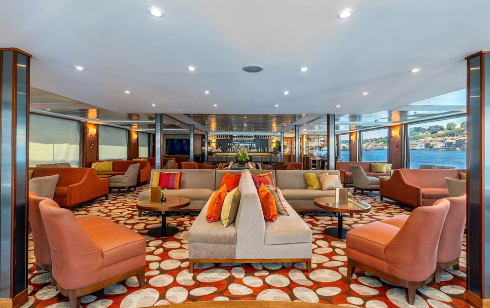 Amawaterways AmaVida Main Lounge 1 ©Bruno Barreira & Amawaterways.jpeg