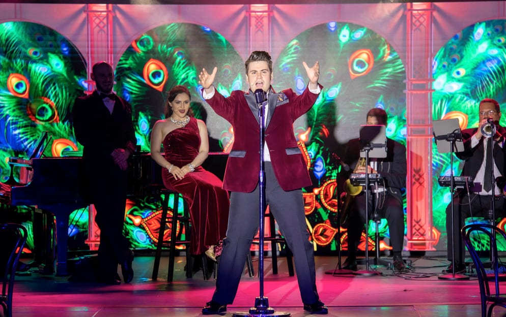 Azamara Cruises Azamara Journey Club Crooner © Tim Faircloth, Azamara Cruises2.jpg