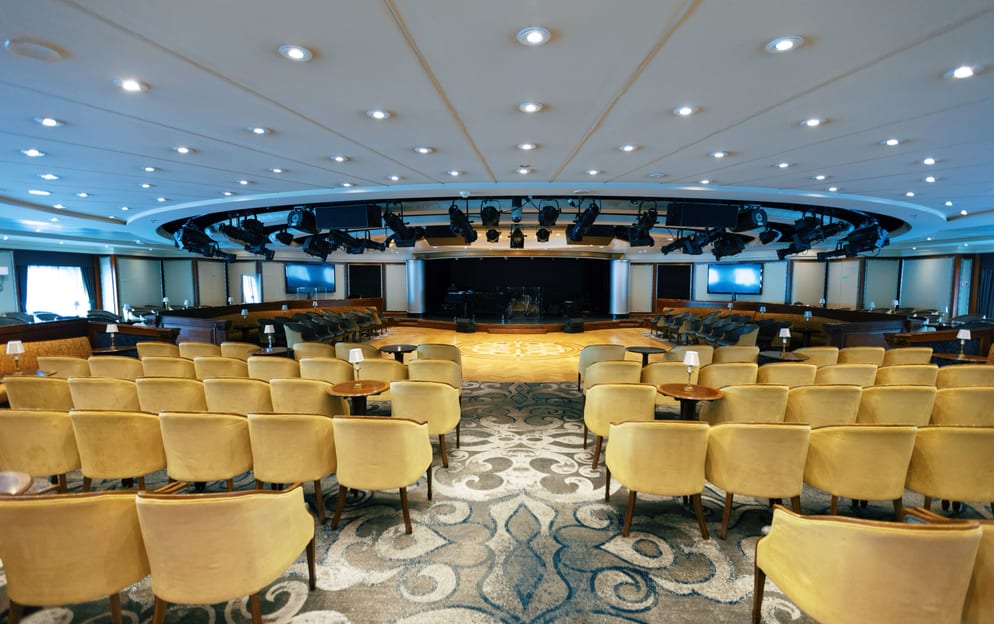 Azamara Cruises Cabaret Lounge © Jenna Lyn, Azamara Cruises2.jpg