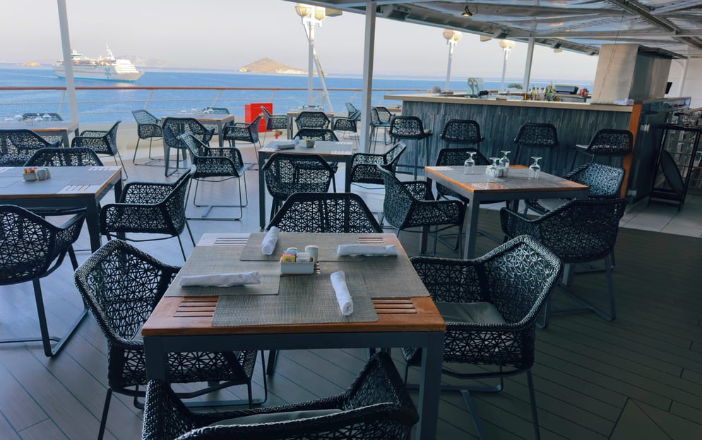 Azamara Cruises Sunset Bar © Jenna Lyn, Azamara Cruises3.jpg