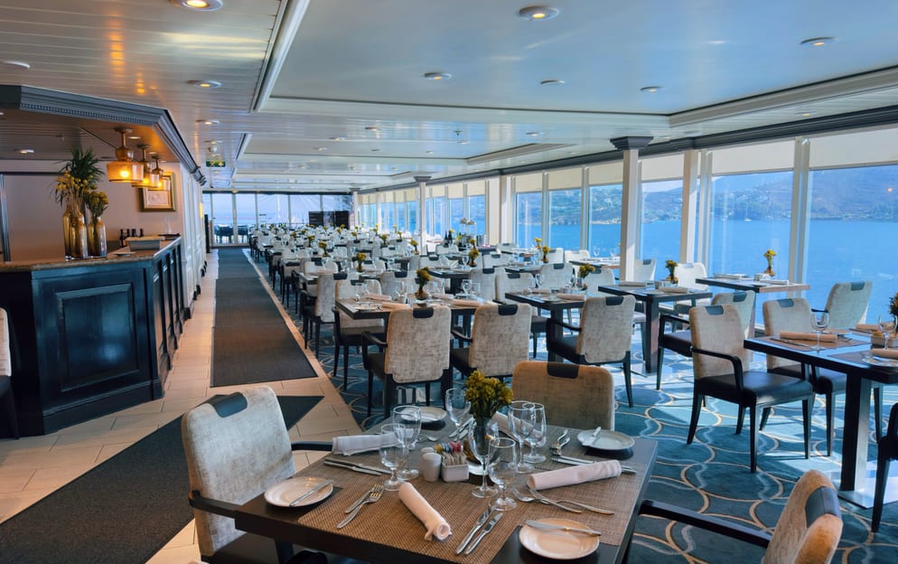 Azamara Cruises Windows Cafe ©Jenna Lyn, Azamara Cruises2.jpg