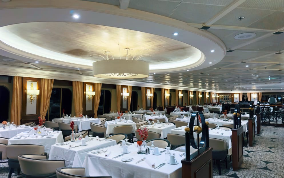 Azamara Cruises Discoveries Dining ©Jenna Lyn, Azamara Cruises2.jpg