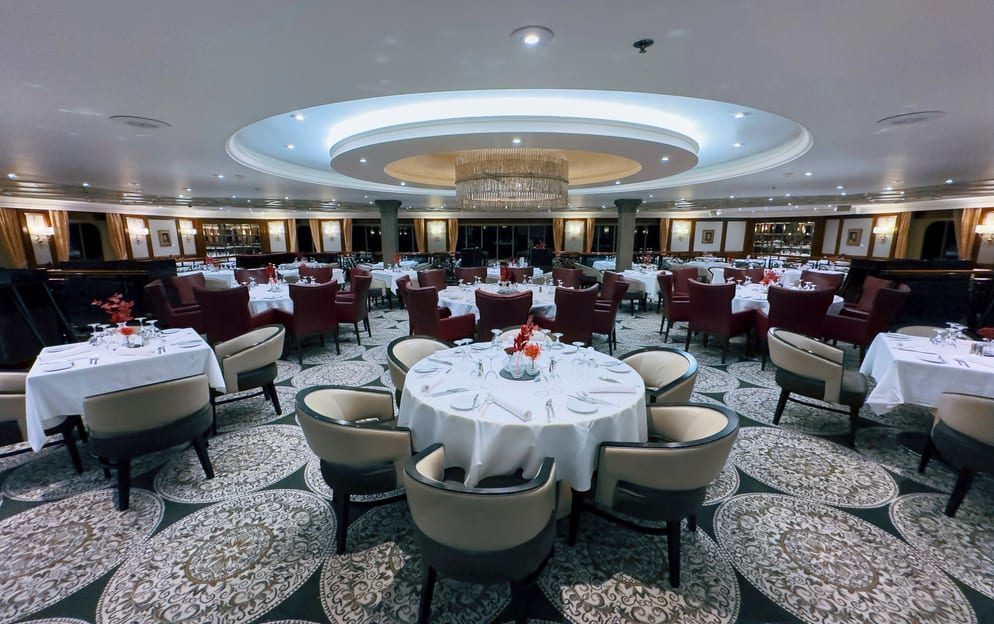 Azamara Cruises Discoveries Dining ©Jenna Lyn, Azamara Cruises3.jpg