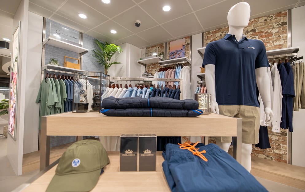 Azamara Cruises Shops © Tim Faircloth, Azamara Cruises1.jpg