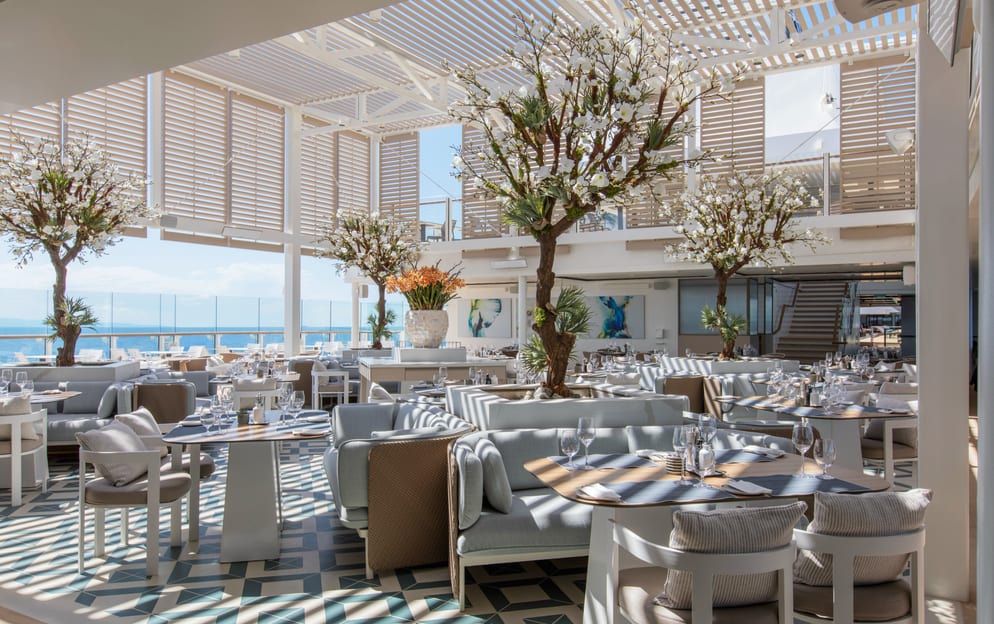 Silversea SN RA The Marquee The Grill Spaccanopli ©Silversea Cruises Ltd. 3.jpg