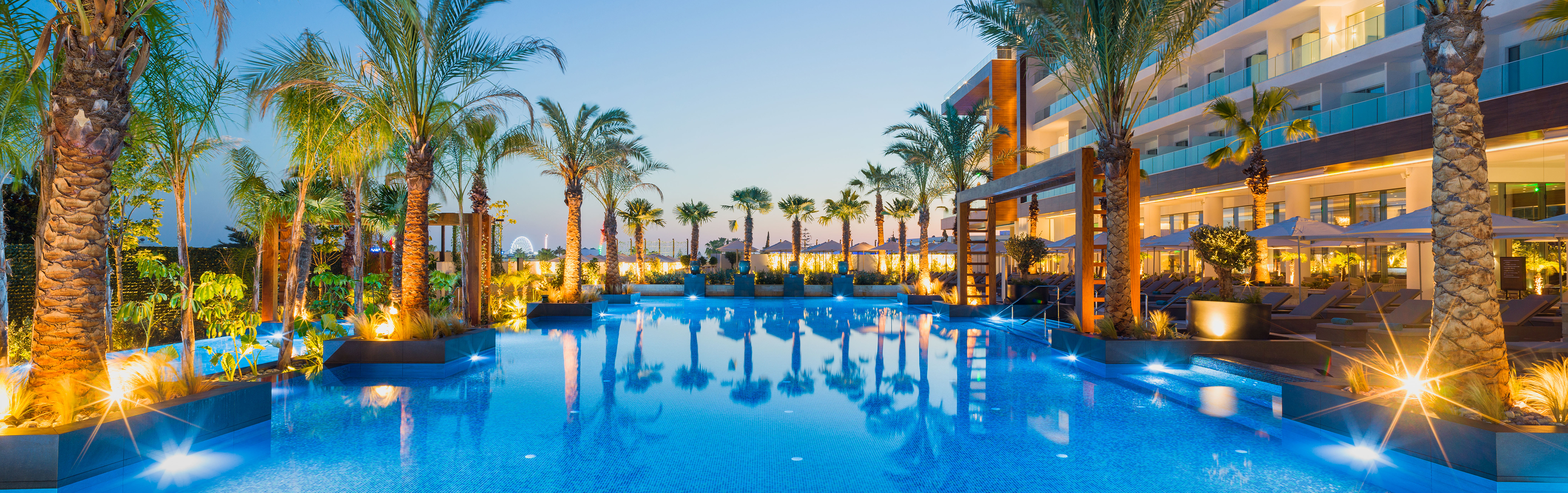 Amanti, MadeForTwo Hotels